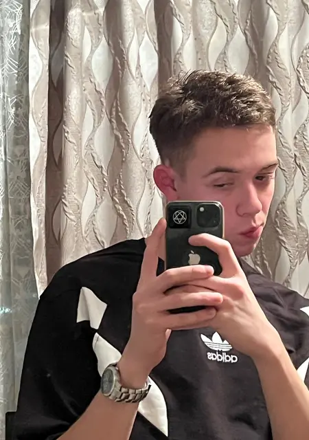 Я Владислав, 22, знакомлюсь без обязательств в Ахтубинске