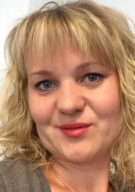 Оксана из Ханты-Мансийска, ищу на сайте дружбу