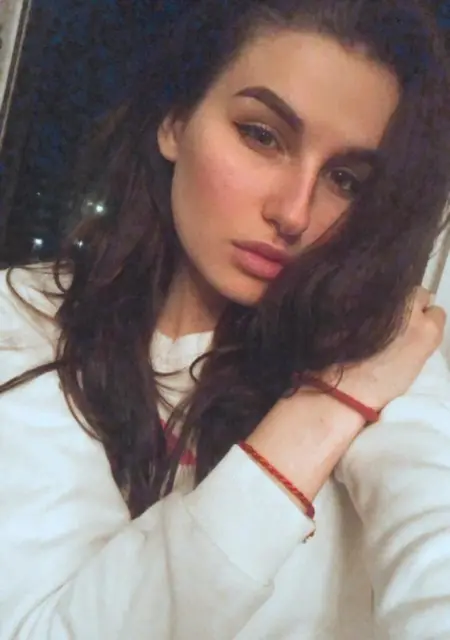 Я Виктория, 24, знакомлюсь для приятного времяпровождения в Серпухове