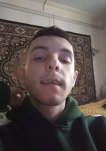 Я Oleg, 21, из Фурманова, ищу знакомство для постоянных отношений