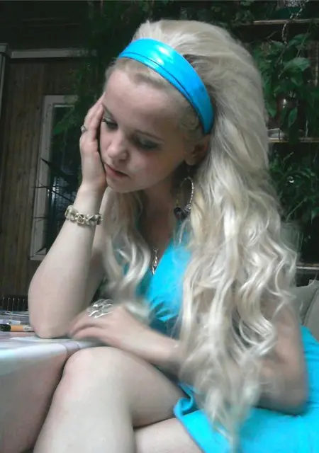 Я Снежана, 19, из Болотного, ищу знакомство для дружбы