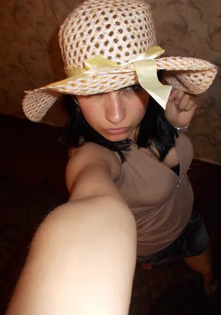 Дарья из Сысерти, мне 20, познакомлюсь для вирта