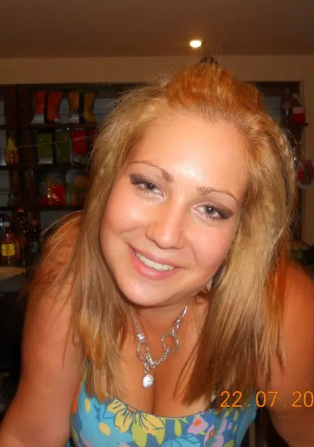 Ева из Климовска, ищу на сайте постоянные отношения