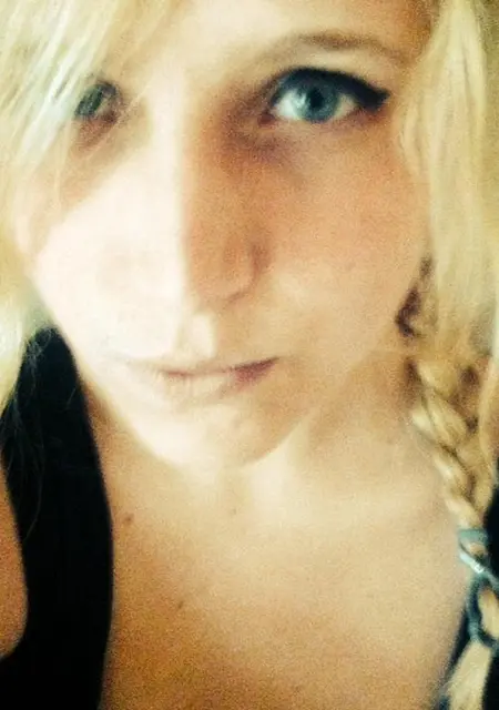 Я Инесса, 20, из Биробиджана, ищу знакомства без обязательств