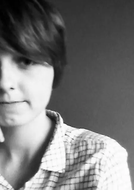 Роза из Черемхова, мне 18, познакомлюсь на одну ночь