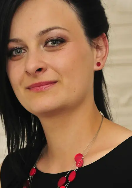 Анжела из Темрюка, ищу на сайте общение