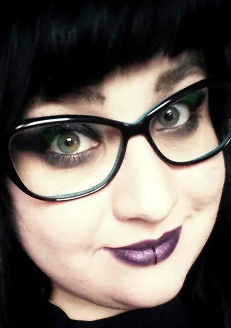 Наталья из Холмска, мне 23, познакомлюсь для постоянных отношений