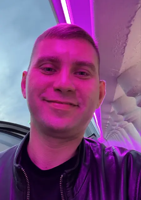 Alexandr из Ижевска, ищу на сайте знакомства на одну ночь