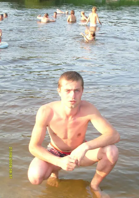 Я Максим, 37, знакомлюсь для постоянных отношений в Сураже