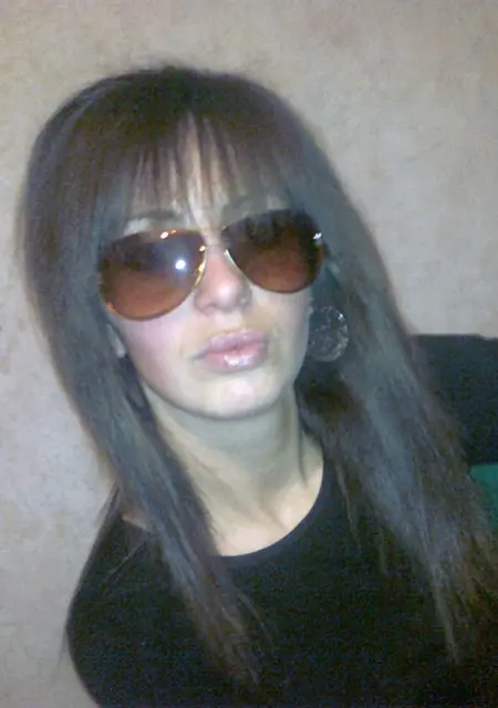 Я Регина, 19, из Холмска, ищу знакомство для вирта