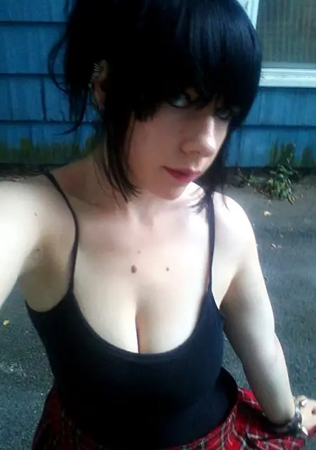 Я Даша, 27, из Солнечногорска, ищу знакомство для общения