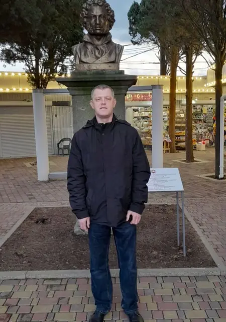 Я Артём, 42, знакомлюсь для общения в Карпинске