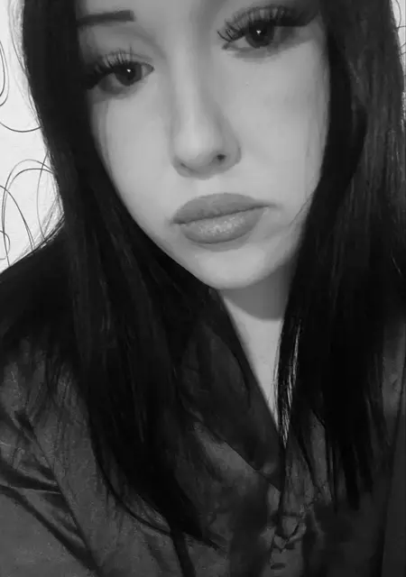 Арина из Великих Лук, ищу на сайте знакомства без обязательств