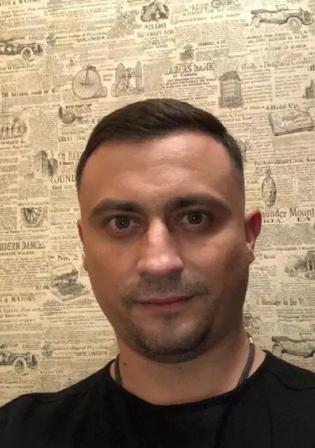 Я Роман, 31, из Санкт-Петербурга, ищу знакомство для постоянных отношений