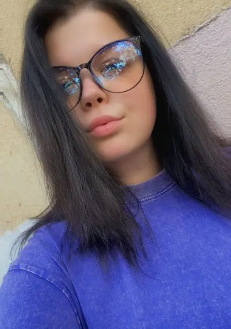 Я Наташа, 28, из Орла, ищу знакомство для постоянных отношений