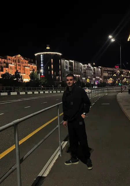 Азам из Ашукина, ищу на сайте знакомства на одну ночь