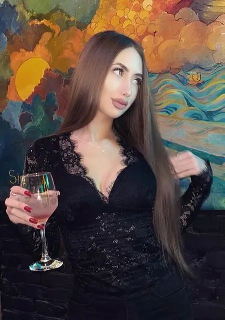 Катя из Краснодара, мне 18, познакомлюсь на одну ночь