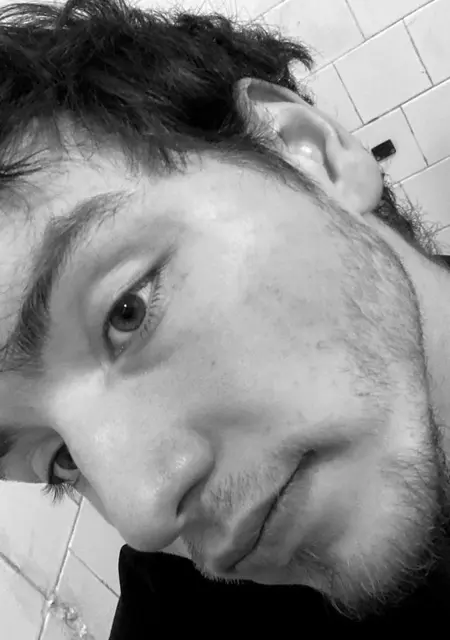 Я Mark, 19, из Санкт-Петербурга, ищу знакомства без обязательств