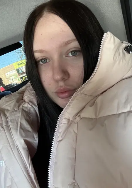 Ангелина из Калининграда, ищу на сайте вирта