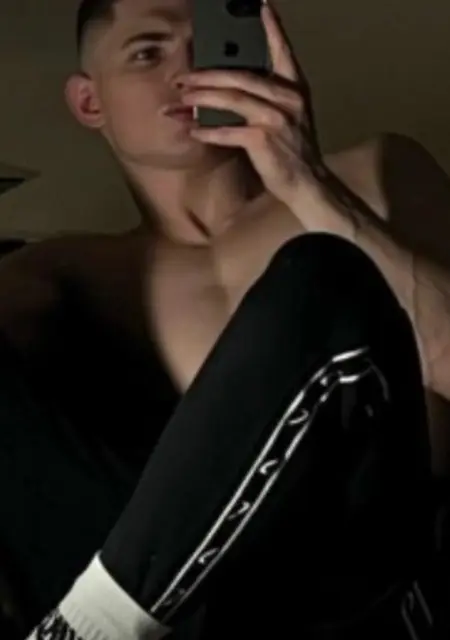 Артем из Москвы, ищу на сайте знакомства без обязательств