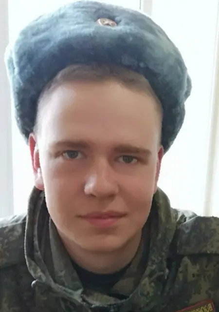 Я Андрей, 21, из Усть-Илимска, ищу знакомства на одну ночь