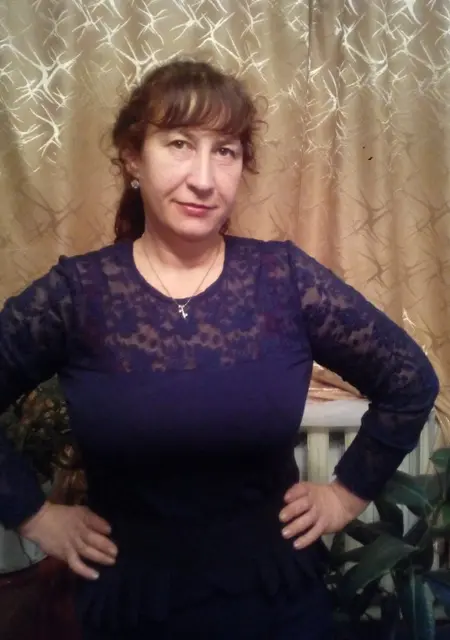 Натали из Владивостока, мне 51, познакомлюсь для приятного времяпровождения