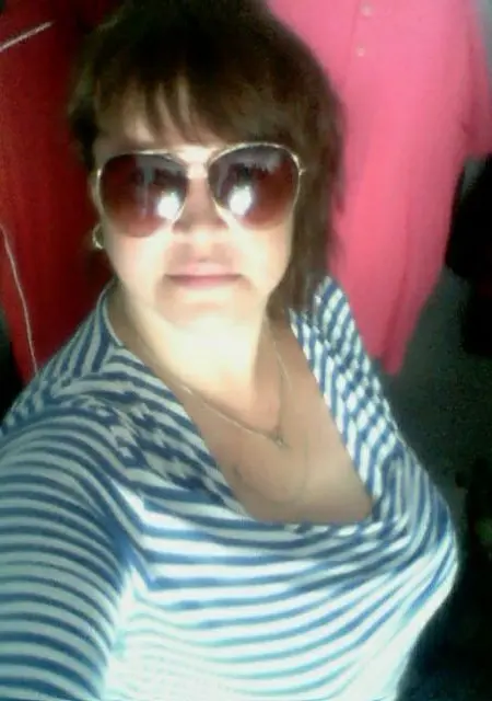 Наташа из Железногорска, мне 48, познакомлюсь без обязательств