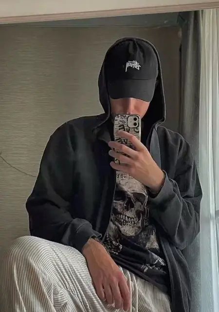 Денис из Улан-Удэ, мне 19, познакомлюсь на одну ночь