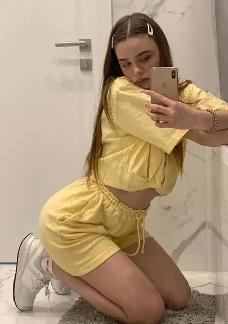 Я Анастасия, 27, из Уральска, ищу знакомства без обязательств