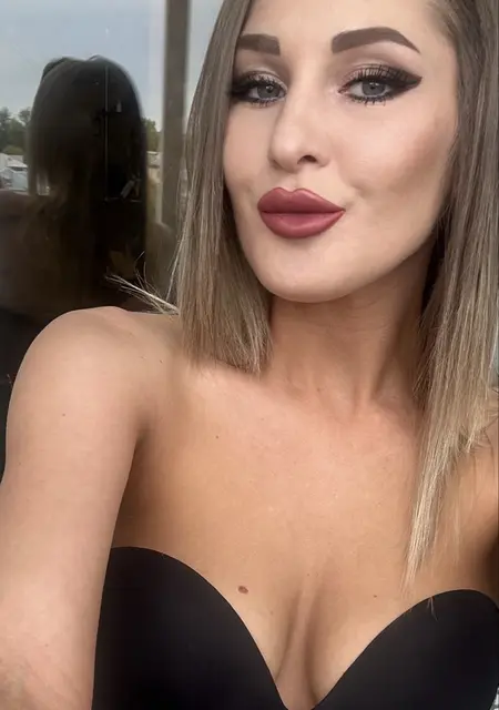 Я Галина, 30, знакомлюсь без обязательств в Новосибирске