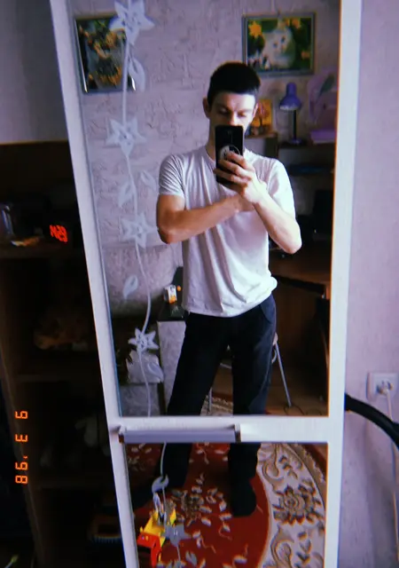 Я Дима, 24, знакомлюсь на одну ночь в Ефремове