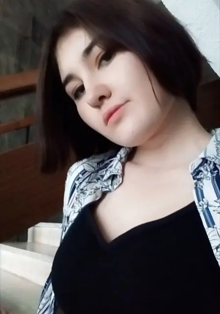 Я Лина, 22, из Майкопа, ищу знакомство для приятного времяпровождения