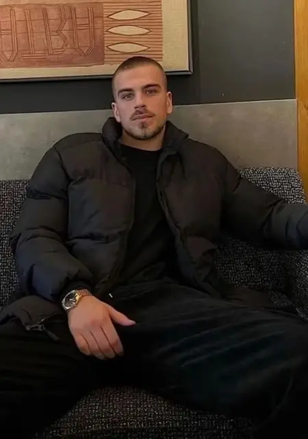 Данил из Нового Оскола, ищу на сайте знакомства на одну ночь