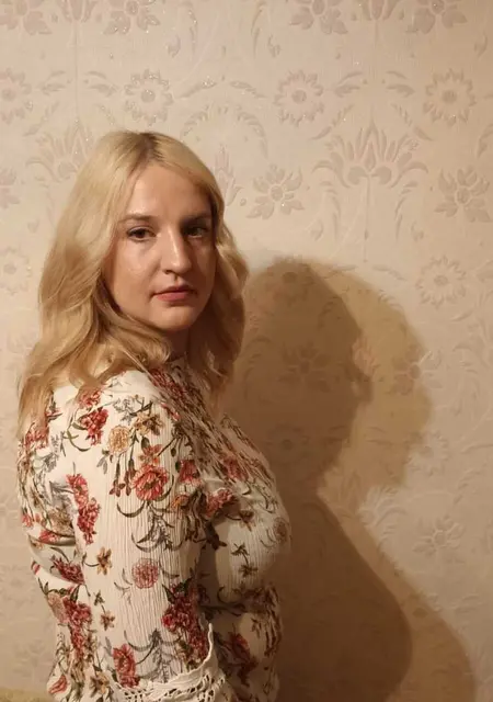 Анна из Волгодонска, ищу на сайте дружбу