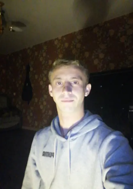 Я Артём, 27, знакомлюсь на одну ночь в Билибине